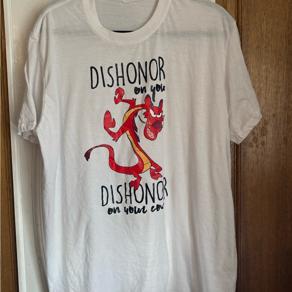 Disney White and Red Mulan Tee - Short Sleeve